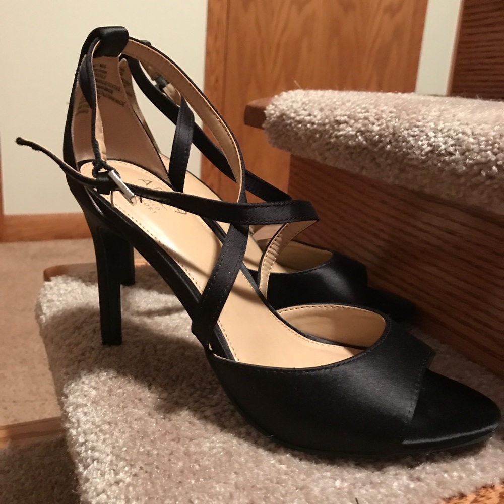 Apt 9 heels
